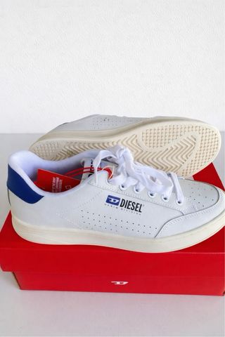 Zapatillas NUEVAS Diesel Blancas y Azules Talla 42