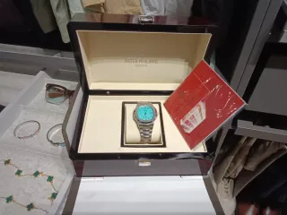 Patek Philippe nautilus x Tiffany