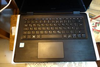 Portátil Acer Aspire Negro táctil teclado iluminad