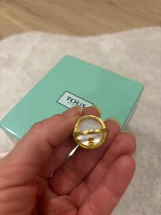 Anillo Tous Piedra Fucsia Oro