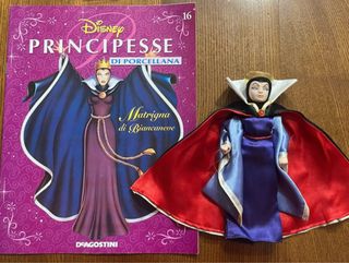 Bambola porcellana Matrigna di Biancaneve Disney