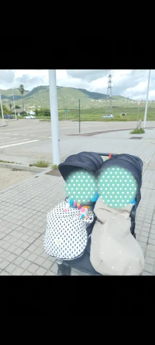 Carrito Gemelar Baby Monster Easy Twin