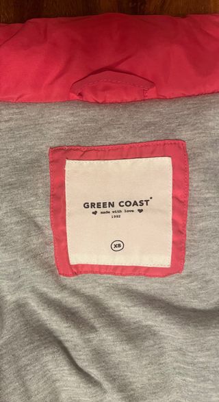 Abrigo rosa acolchado niña