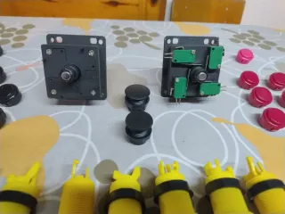 Botones y palanca arcade