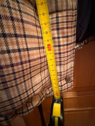 Anorak acolchado cuadros Bershka