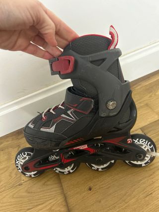 Patines en línea Oxelo niño talla ajustable.