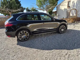 Porsche Cayenne 2012