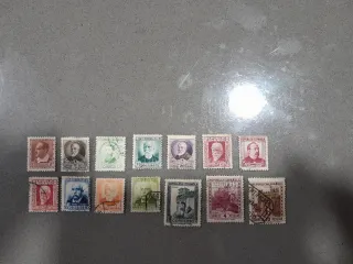 Sellos España 1932 Personajes Monumentos