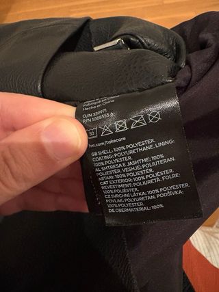 Falda polipiel negra