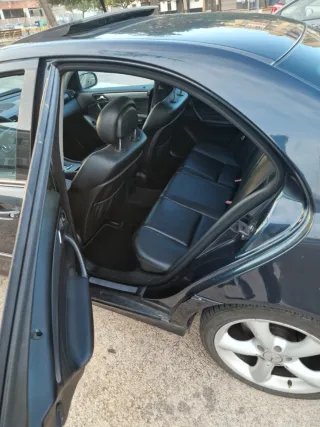 Mercedes-Benz Clase C 2004 LEER BIEN