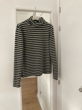 Jersey de rayas cuello alto Zara talla M