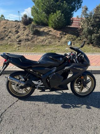Yamaha TZR 50 Negra