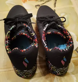 Deportivas Skechers Negras Multicolor