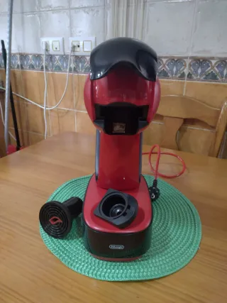 Cafetera Dolce Gusto DeLonghi  cápsulas de regalo.