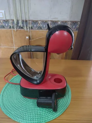 Cafetera Dolce Gusto DeLonghi  cápsulas de regalo.