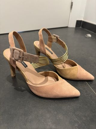Sandalias de ante tacón dorado beige