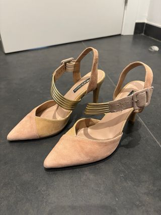 Sandalias de ante tacón dorado beige