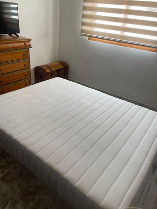 Colchón IKEA 190x150 (1 año uso)