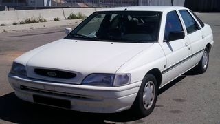 Cuña Puerta Ford Escort Berlina