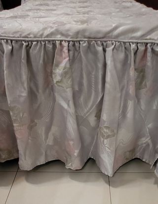 2 Colchas Satén Beige/Rosa