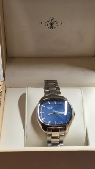 Reloj Cauny Esfera Azul y Correa Plateada