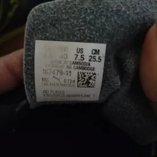 Zapatillas Puma Fútbol Negro y Amarillo