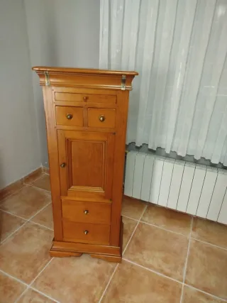 Mueble pedestal cerezo cajones y puerta