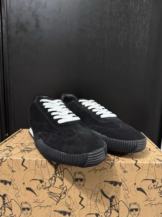 Sapatilhas Karl Lagerfeld Pretas