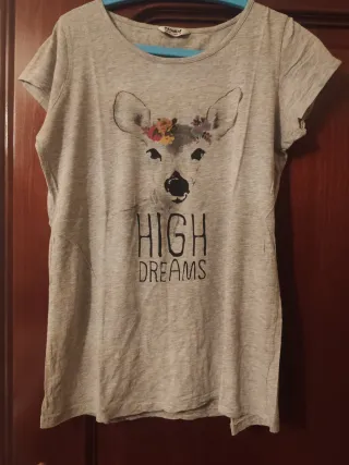 Camiseta Pull&Bear gris ciervo flores