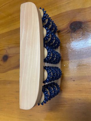 Masajeador de pies y espalda de madera