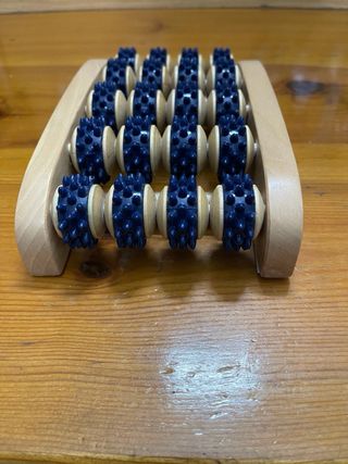 Masajeador de pies y espalda de madera