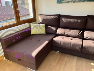 Divano + Chaise Longue con tessuto AquaClean e panche.