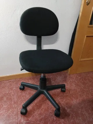 Silla de escritorio infantil negra