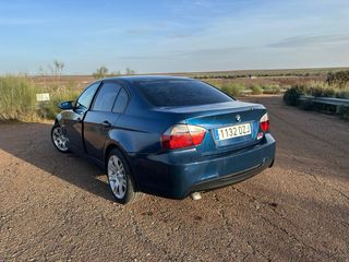 BMW E90 2006 290.000km