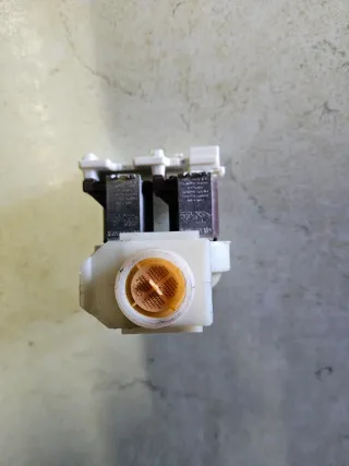 Electroválvula 2 vías 9000 533530 lavadora Balay