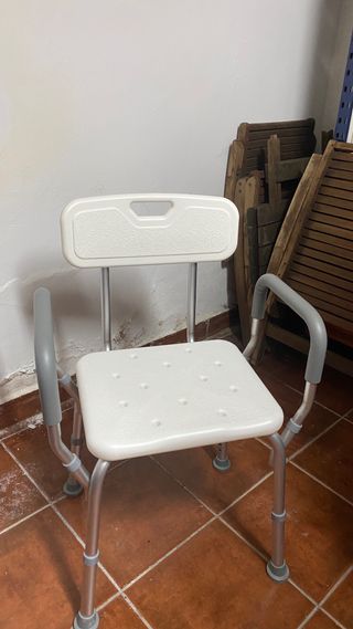 Silla ortopédica ducha con reposabrazos