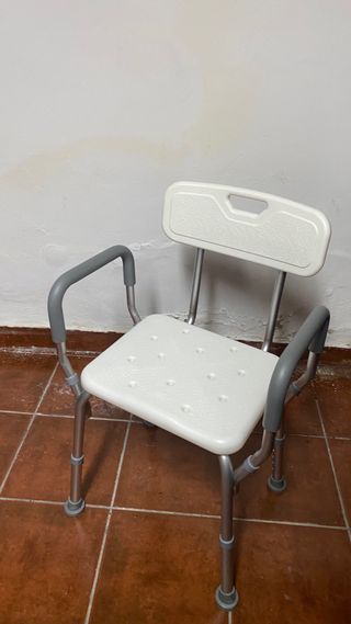 Silla ortopédica ducha con reposabrazos