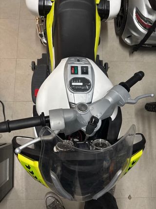 Moto eléctrica Guardia Civil infantil