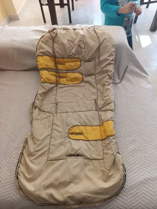 Saco para bebé con diseño de conejo