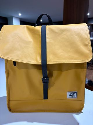Mochila Herschel Amarilla y Negra