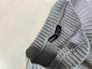 Jersey gris corto de punto