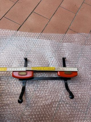 Appendiabiti ferro vintage arancio