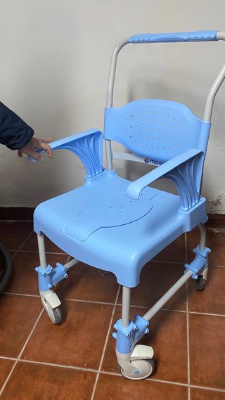 Silla ortopédica ducha marca Moem