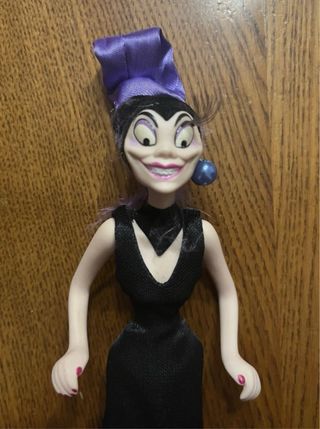 Bambola Izma Disney Principesse di porcellana