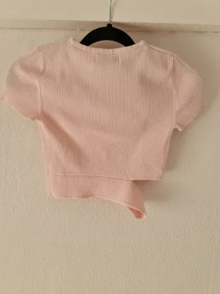 Top Bershka rosa claro