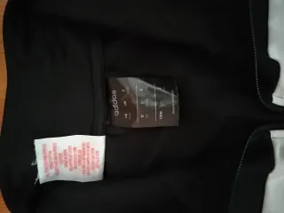 Sudadera Adidas Negra y Blanca