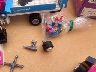 Lego Friends Camión de Carreras 41348