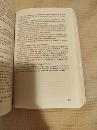 Juego d Tronos .Canción de Hielo y Fuego 1