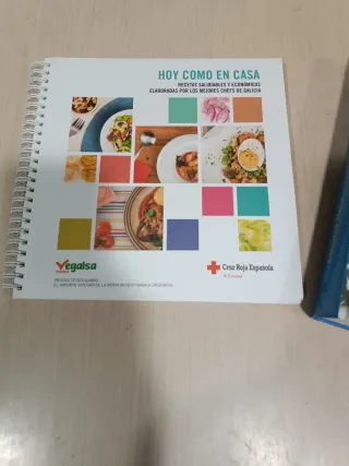Lote de dos libros de cocina