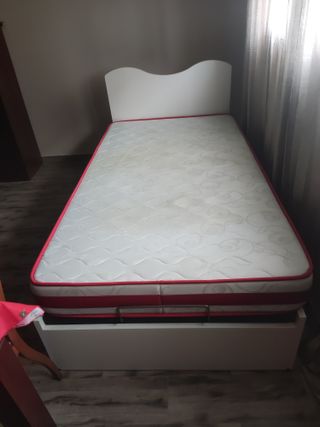 Conjunto canape, colchon y cabezal